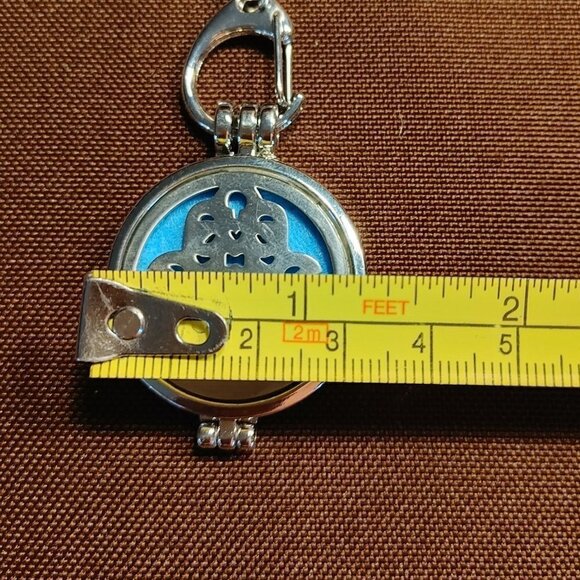 Aromatherapy Scent Jewelry Essential Oil Diffuser Keychain - Picture 5 of 5